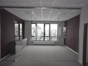 Prace wykończeniowe 90