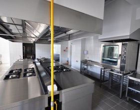 Prace wykończeniowe 63