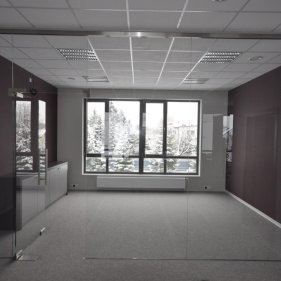 Prace wykończeniowe 90